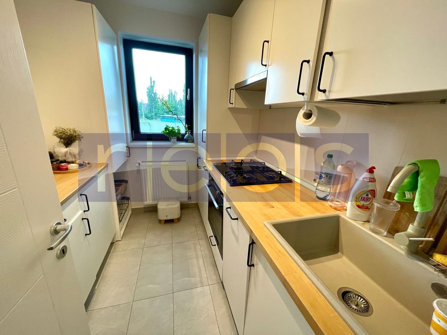 VANZARE APARTAMENT  2 CAMERE 50MP MOBILAT COMPLETE HILS PALLADY PARCARE INCLUS - Poză 7