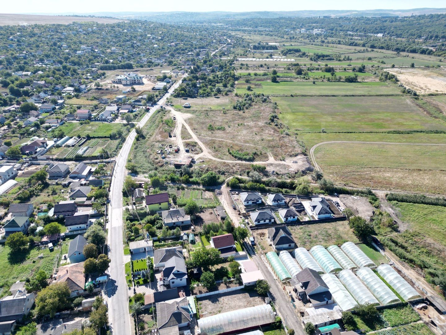 Vânzare, teren 2,5 ha, com. Bîc, Chișinăi - Poză 4