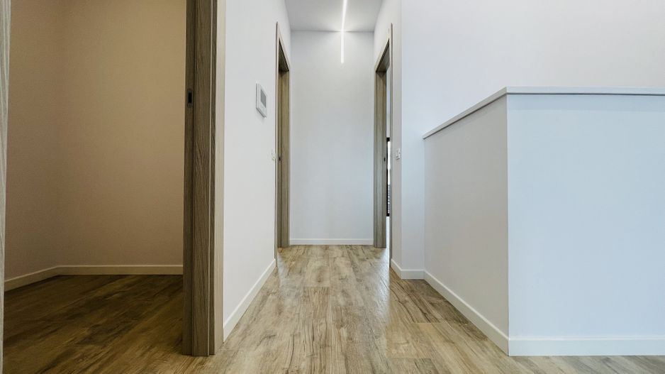 Casa de inchiriat in Dumbravita - Conexiuni excelente si spatiu versatil! - Poză 20