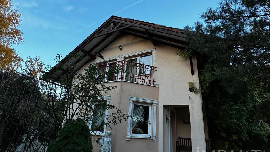 Casa individuala cu 5 camere si gradina in Colonia Sopor - Poză 21