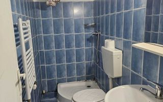 Garsoniera spatioasa la etaj intermediar, bloc cu Lift, Zona Broscarie - Poză 6