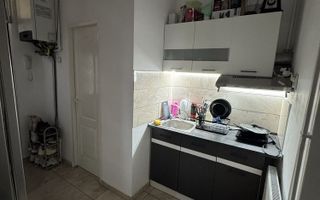 Complex studentesc, apartament 1 cameră la curte comună - Poză 4