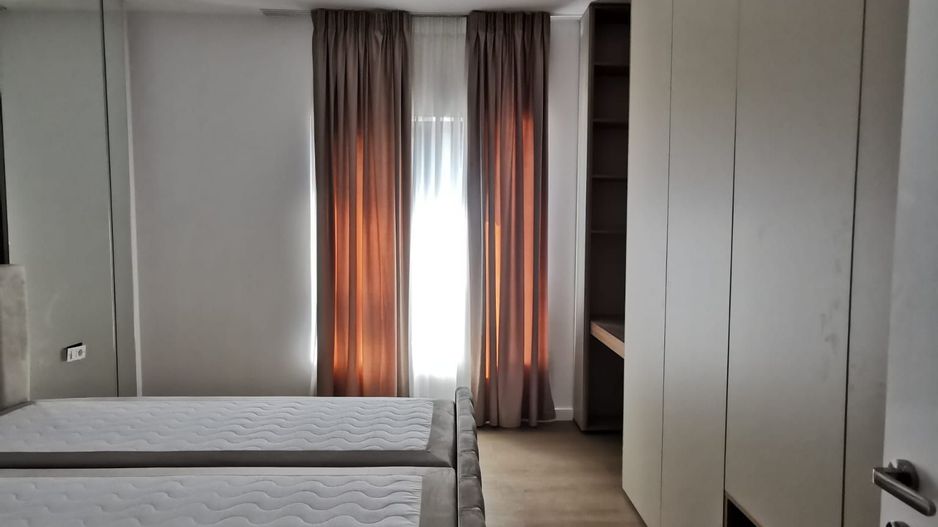 Vila  de tip duplex 4 camere Pompa Caldura Titan Pallady - Poză 14