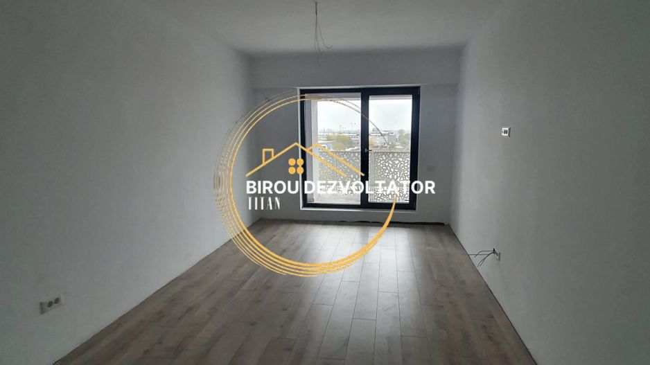 Ansamblu premium Decomandat Mare Luminos 15 minute de metrou Teclu - Poză 2