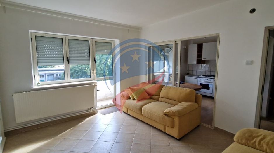 Apartament cu 2 camere de vânzare – Craiova, zona Ștefan Velovan | Etaj 2/2 - Poză 1