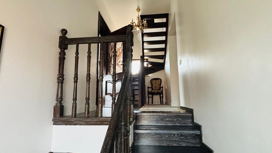 Vilă deosebită în Șcheia I 240 mp utili I teren 1000 mp I 295.000 € - Poză 20