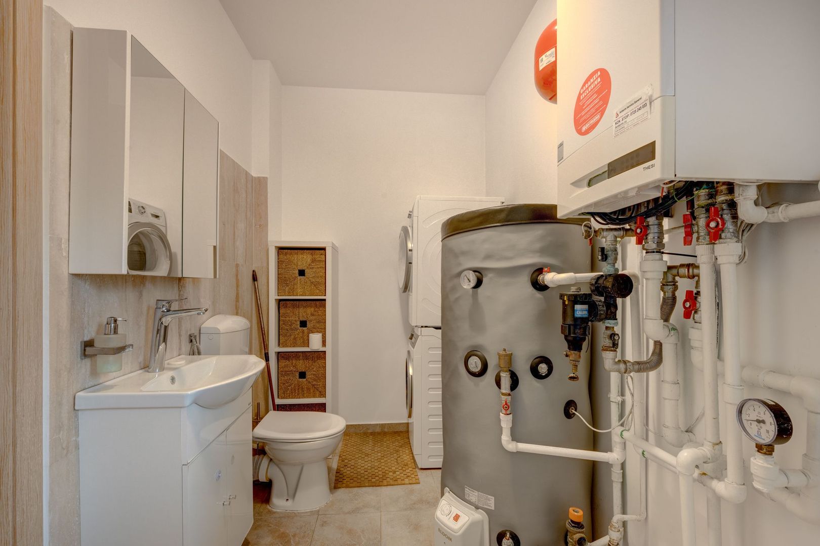 Vila de vanzare in Otopeni-central, zona linistita-Comision 0% - Poză 27