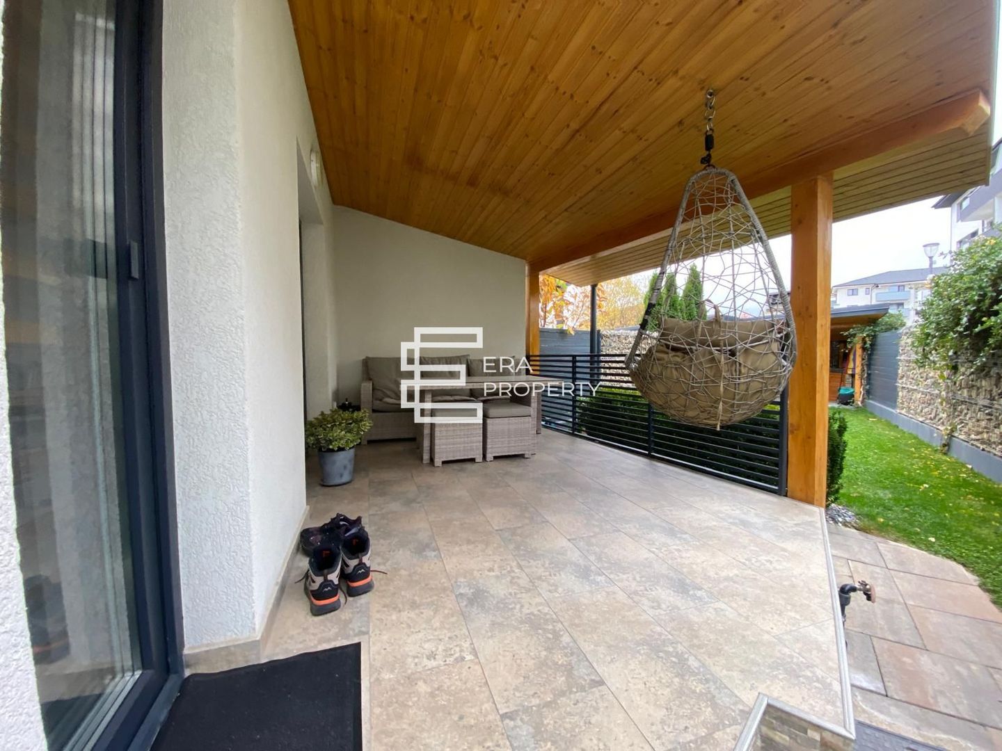 Casa tip duplex , pivnita, carport in Selimbar zona Brana - Poză 12