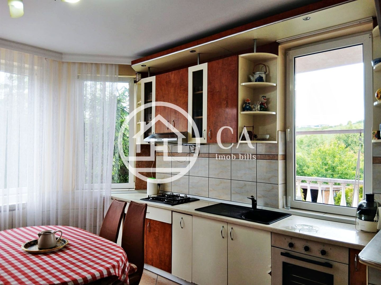 Casă cu 7 camere de închiriat în zona Gheorghe Doja, Oradea - Poză 8