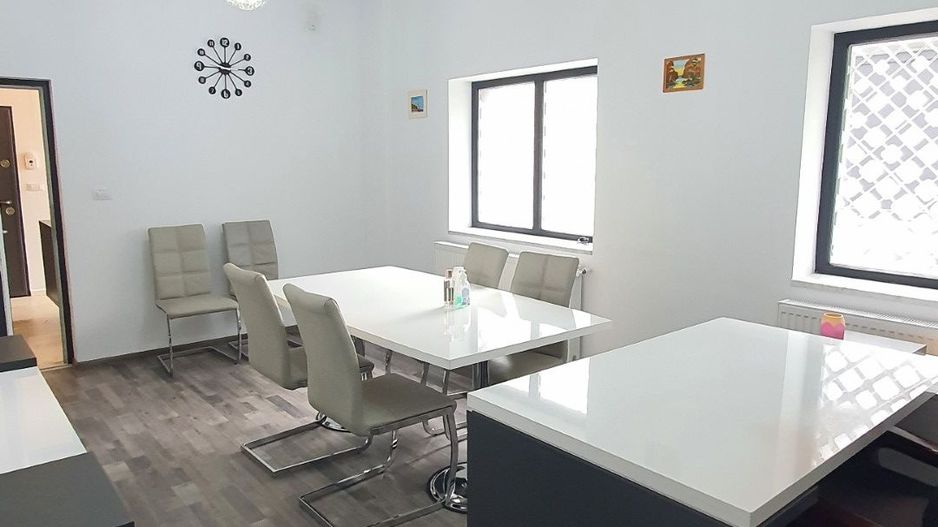 Spațíu pentru birou, 60 mp, zona CENTRU, mobilat; - Poză 2