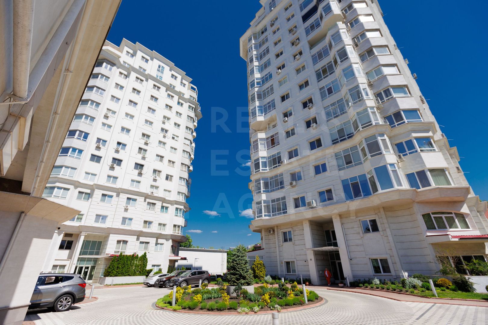 Chirie, apartament, 2 camere, str. București, Centru - Poză 14