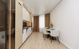 Vânzare, apartament, 2 dormitoare+living, str. Ioana Radu, Buiucani - Poză 3