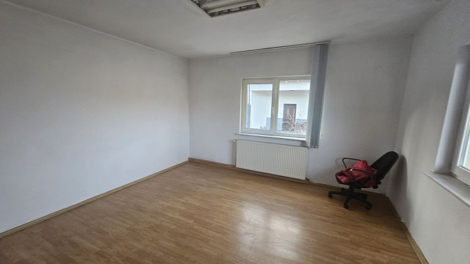 Casă spațioasă - Varianta Prundu Craiovei - Poză 5