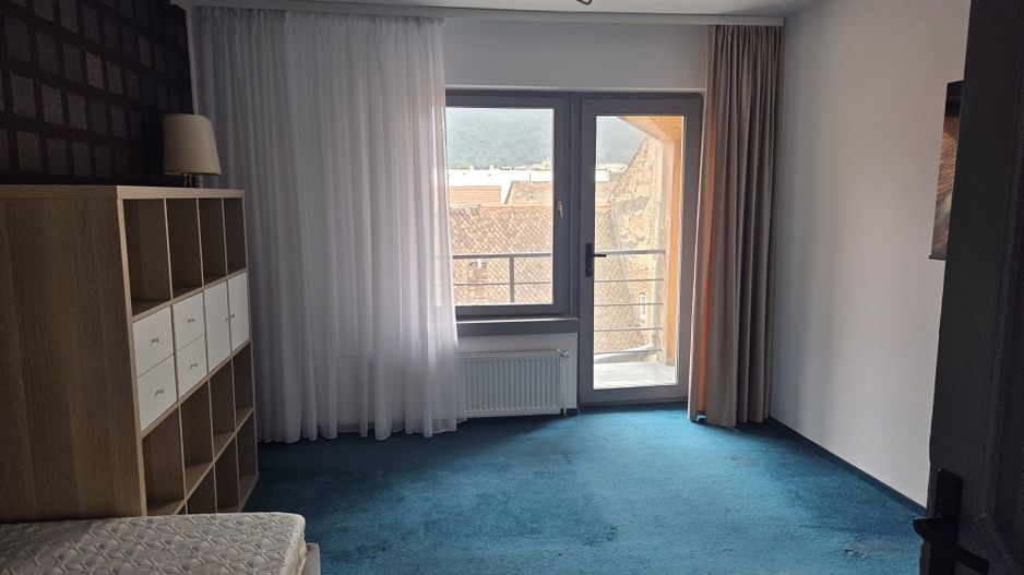 Apartament 3 camere zona centrala - Poză 2