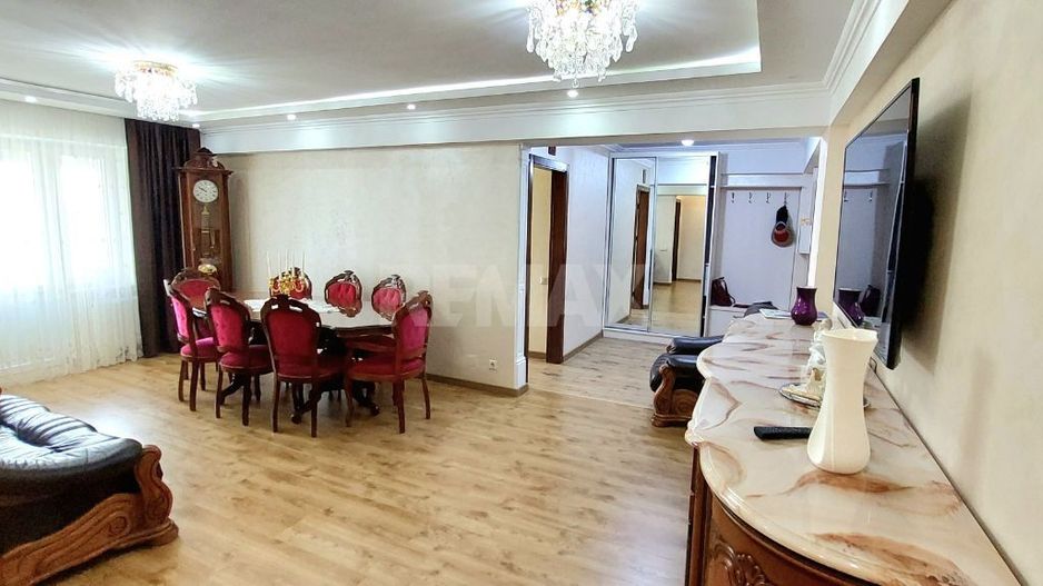 CHIRIE !! Apartament cu 2 camere, 95 m², Buiucani, Chișinău!! - Poză 1
