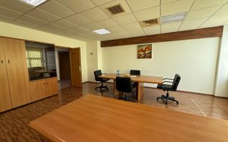De vanzare  CLĂDIRE PREMIUM DE BIROURI ȘI SERVICII  pret negociabil - Poză 7