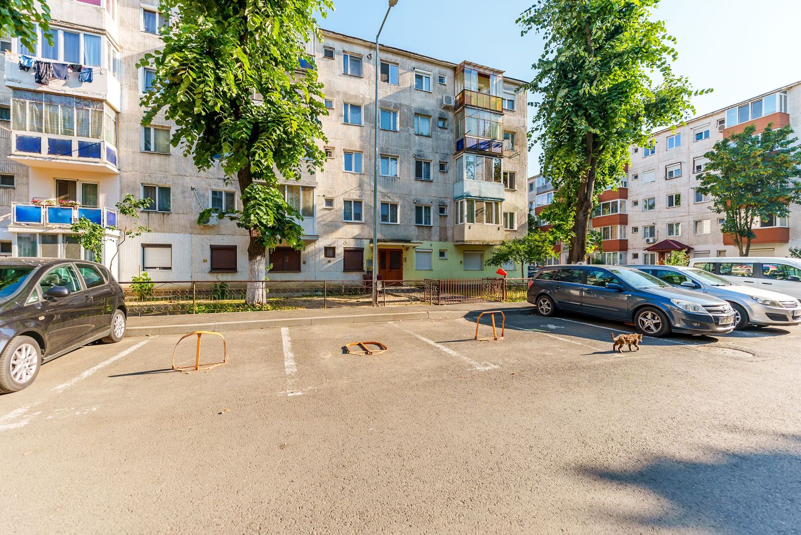 Apartament cu 4 camere Vlaicu - Poză 1