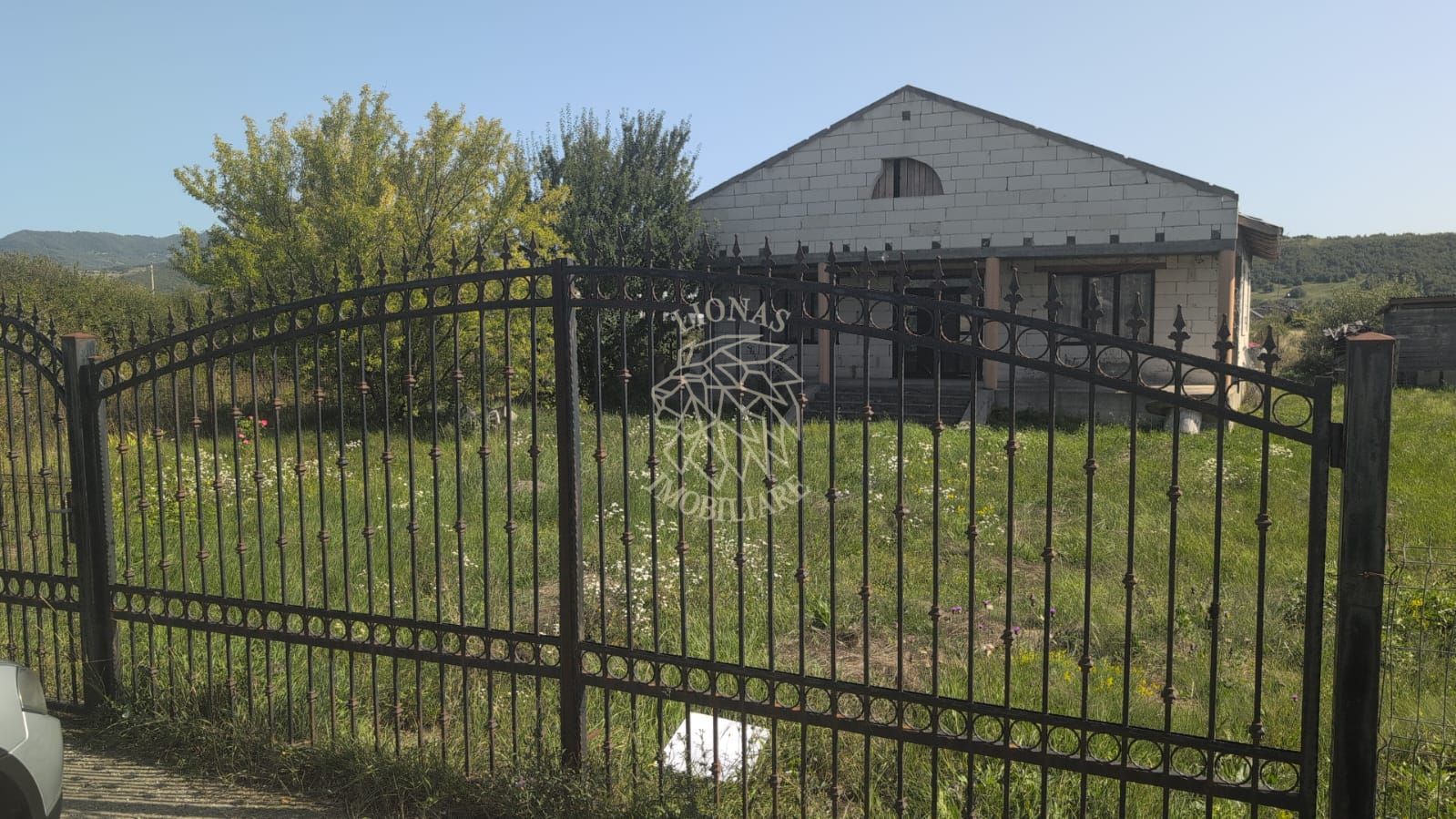 Casa 3 camere 83 mp+terasa 10 mp-teren 800 mp-livada-Livezile - Poză 3