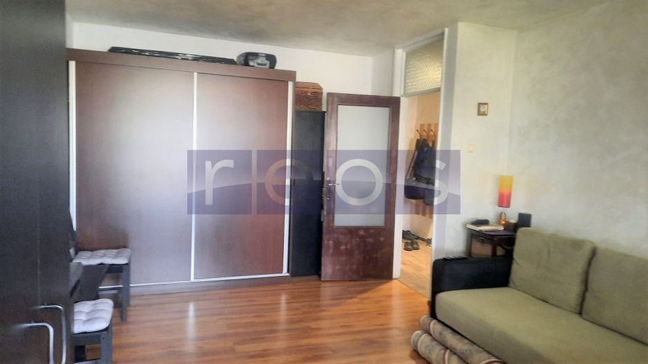 74000 Euro | Garsoniera | Bloc Reabilitat 1989 | - Poză 2