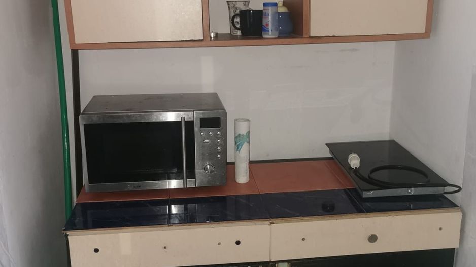 Camera de vanzare Uzina 2 - Poză 3