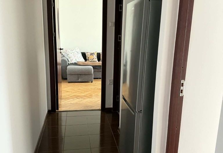 Apartament cu 3 camere- Craiovita Noua - Poză 2