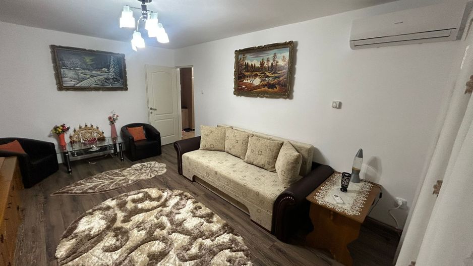 Apartament 2 camere, decomandat - Cugir - Poză 1
