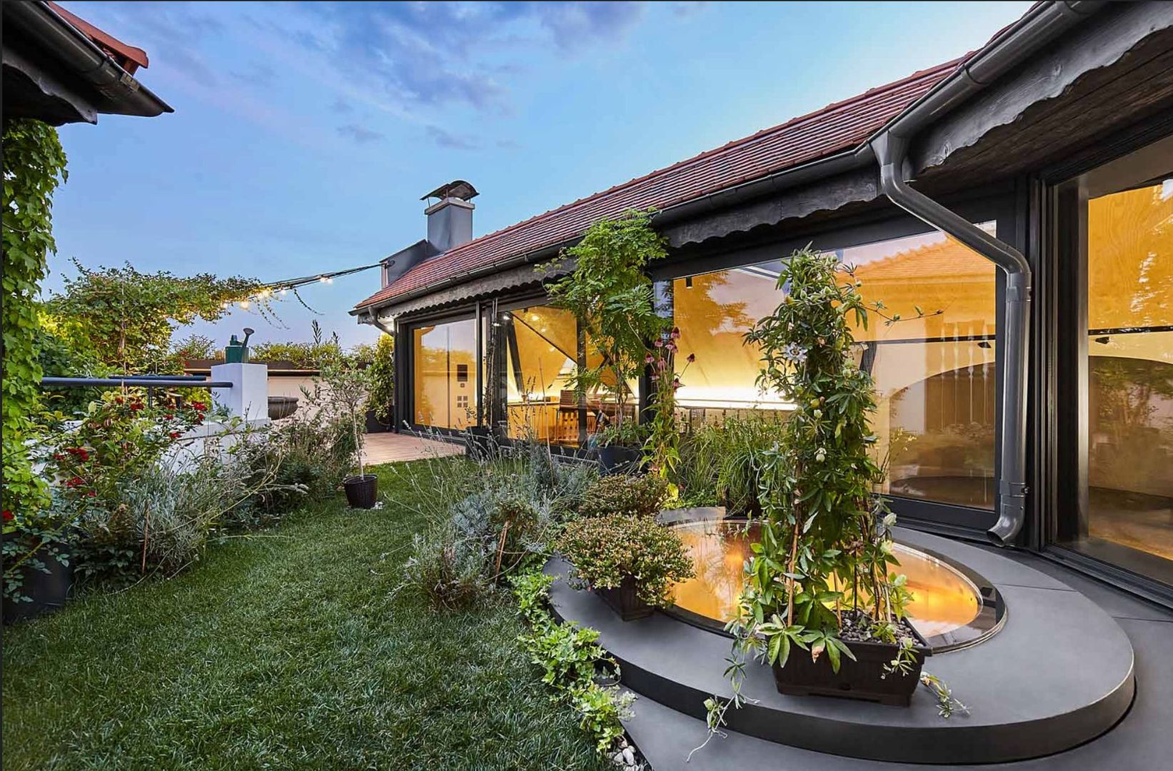 Casa Trei | Arhitectură neoclasică reinterpretată contemporan - Poză 13