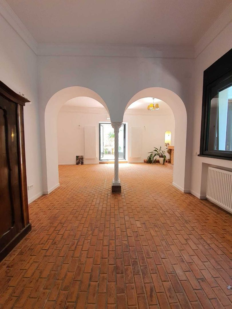 Vila de inchiriat 4 camere, București - Poză 3