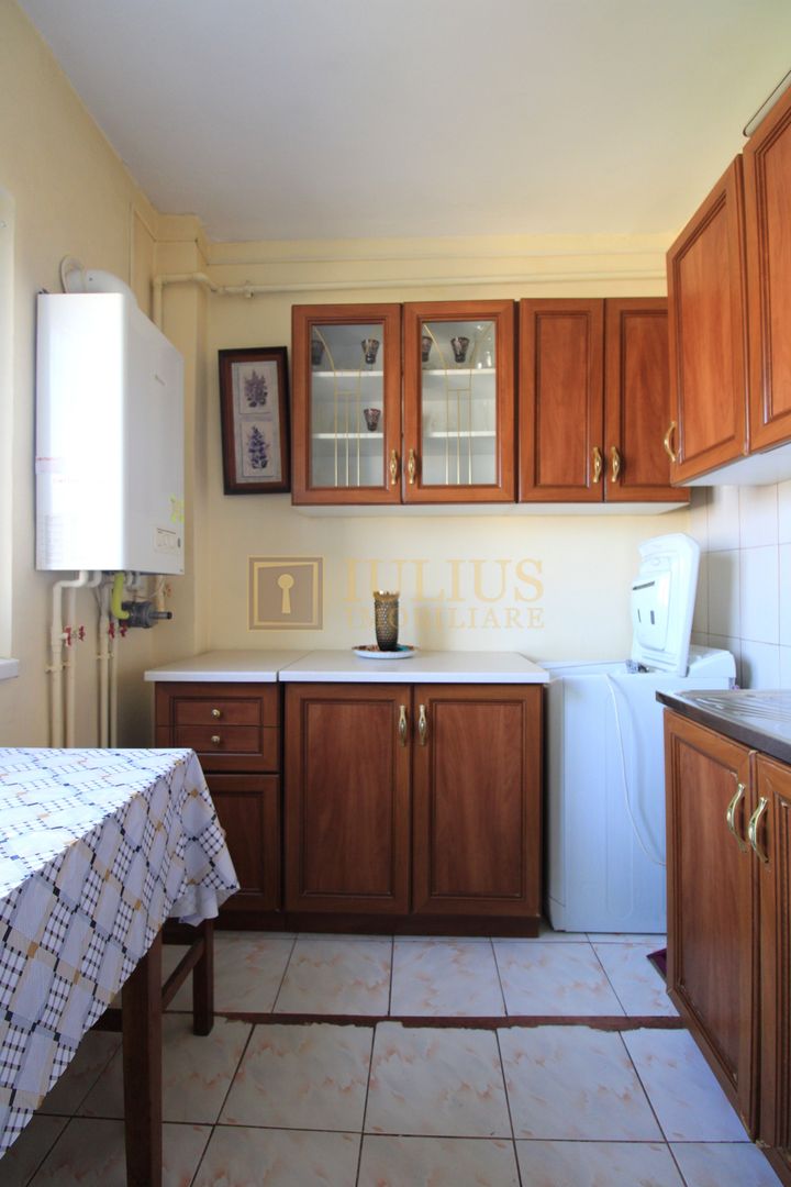 Zona Complex, centrala proprie, o camera - Poză 10