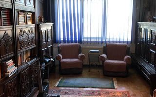 Apartament 3 camere Piața Abator, decomandat, priveliște panoramică. - Poză 1