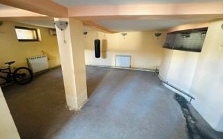 Vilă impunătoare, construcție solidă D+P+E+M, 430 mp – pretabilă pensiune - Poză 5