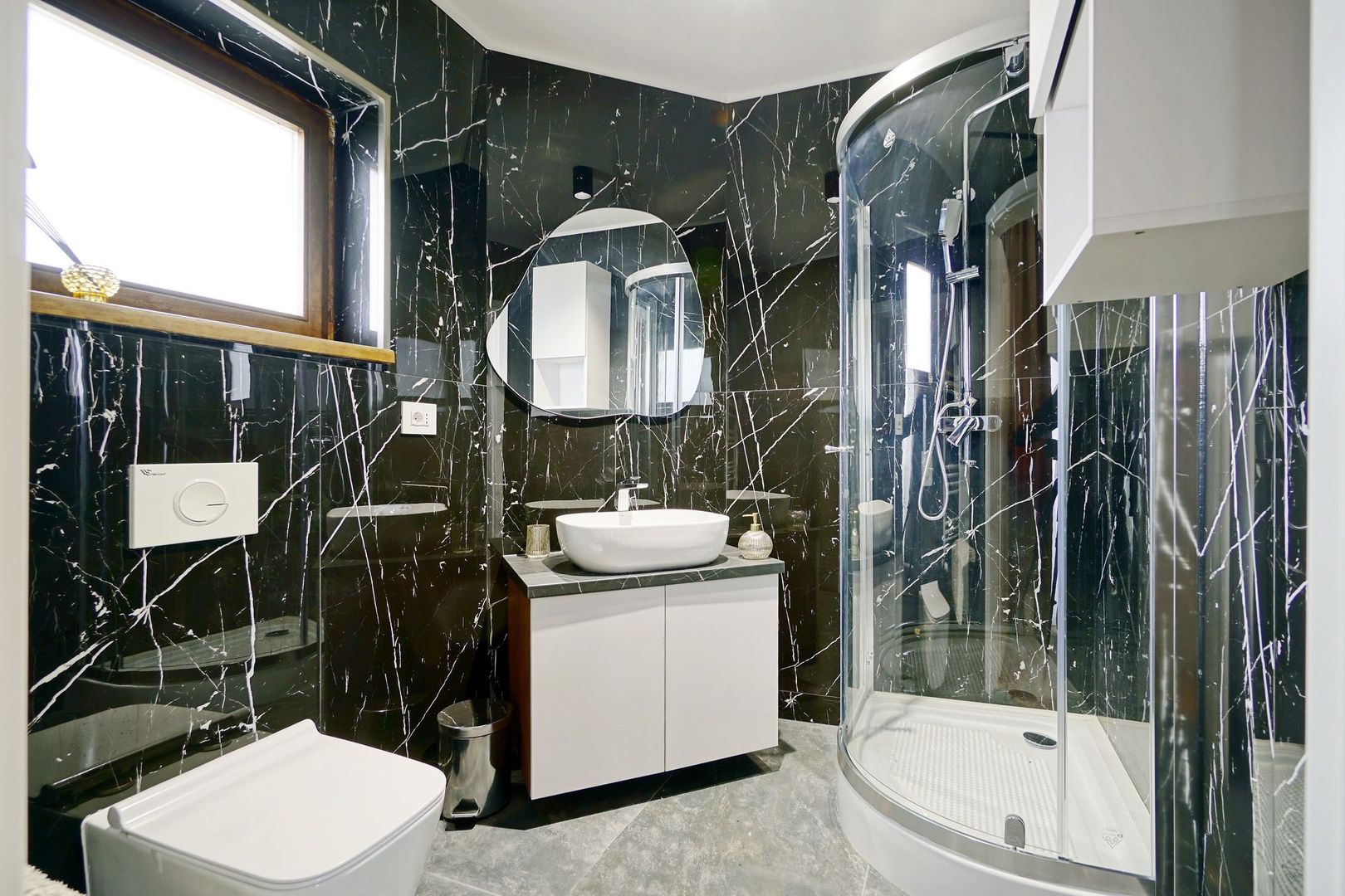 👉 Vilă spectaculoasă pe lac – Ghermănești | 573 mp | Terasă, ponton, - Poză 43