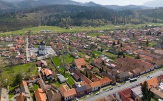 Casă Săsească Autentică cu Șură Impresionantă în Cristian – Teren 2729mp - Poză 42