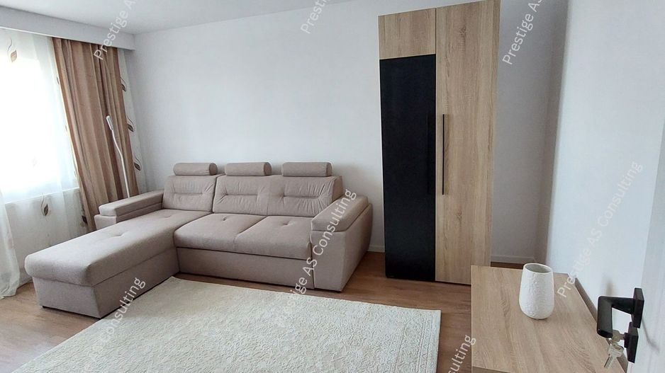 Apartament 3 camere | 70 mp | 2 bai | Renovat complet - Poză 1