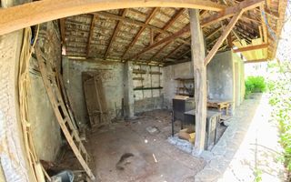 Casă 2 camere + teren 1700 mp - zona Platoul Cornești, str. Trebely - Poză 19