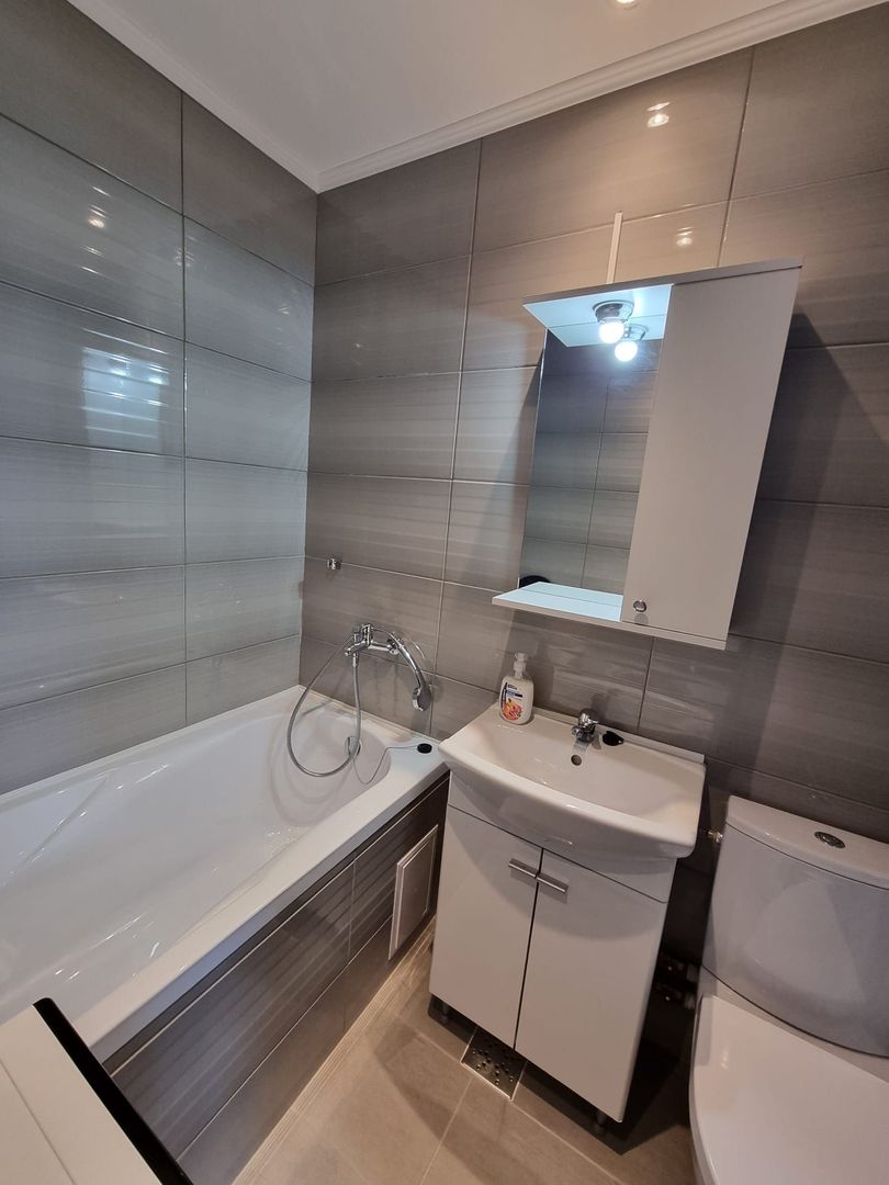 De Inchiriat: Apartament 2 Camere Elegant și Nou | Metrou Brâncoveanu - Poză 9