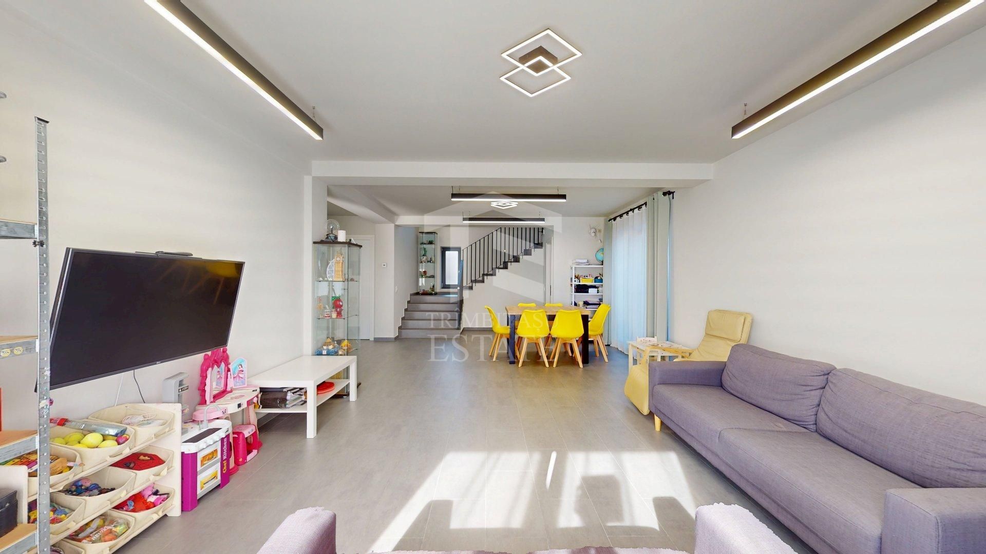 ȘTEFĂNEȘTI – Ștefăneștii de Sus | Vilă modernă 180 mp | Teren 500 mp - Poză 9