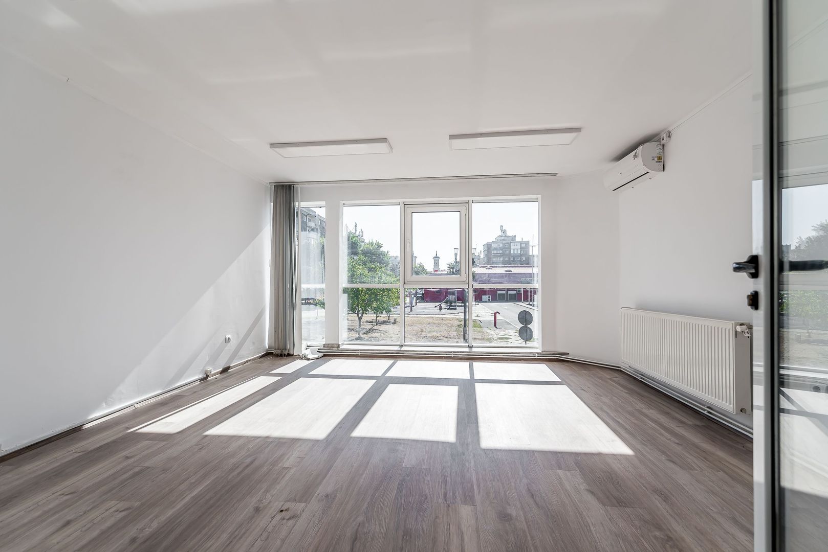 🏢 SPATIU COMERCIAL - 400 MP UTILI - MICALACA - COMISION 0 - Poză 6