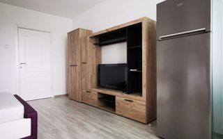 Garsoniera renovata, metrou 3 min, balcon, AC, cat friendly - Poză 3