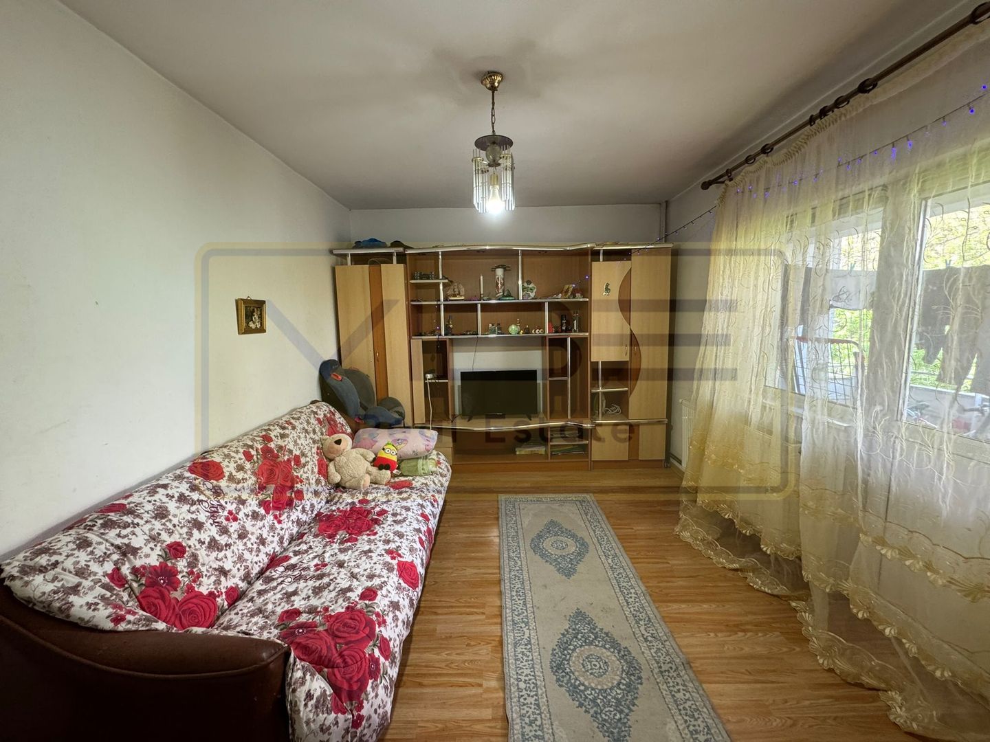 Apartament 2 camere decomandat zona Podul de Fier - Poză 3