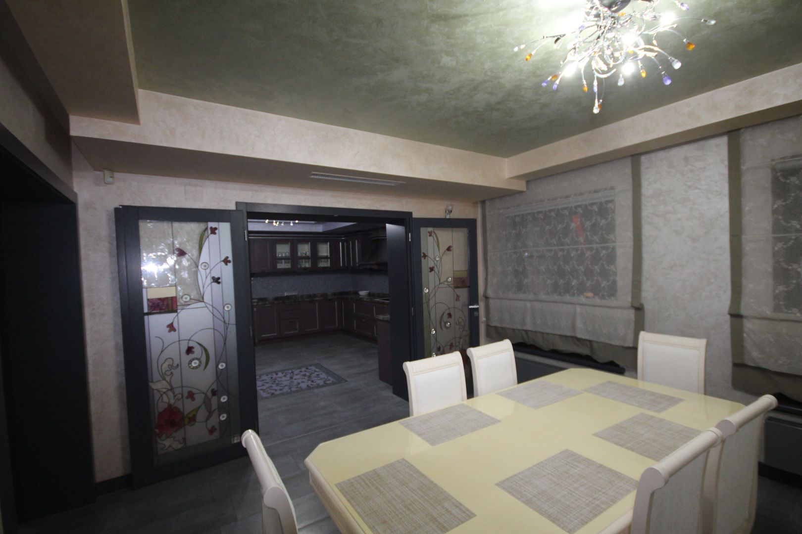 Lux la 5 minute de Iulius Twon - Poză 60