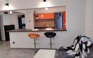 Inchiriez apartament 3 camere - Poză 1