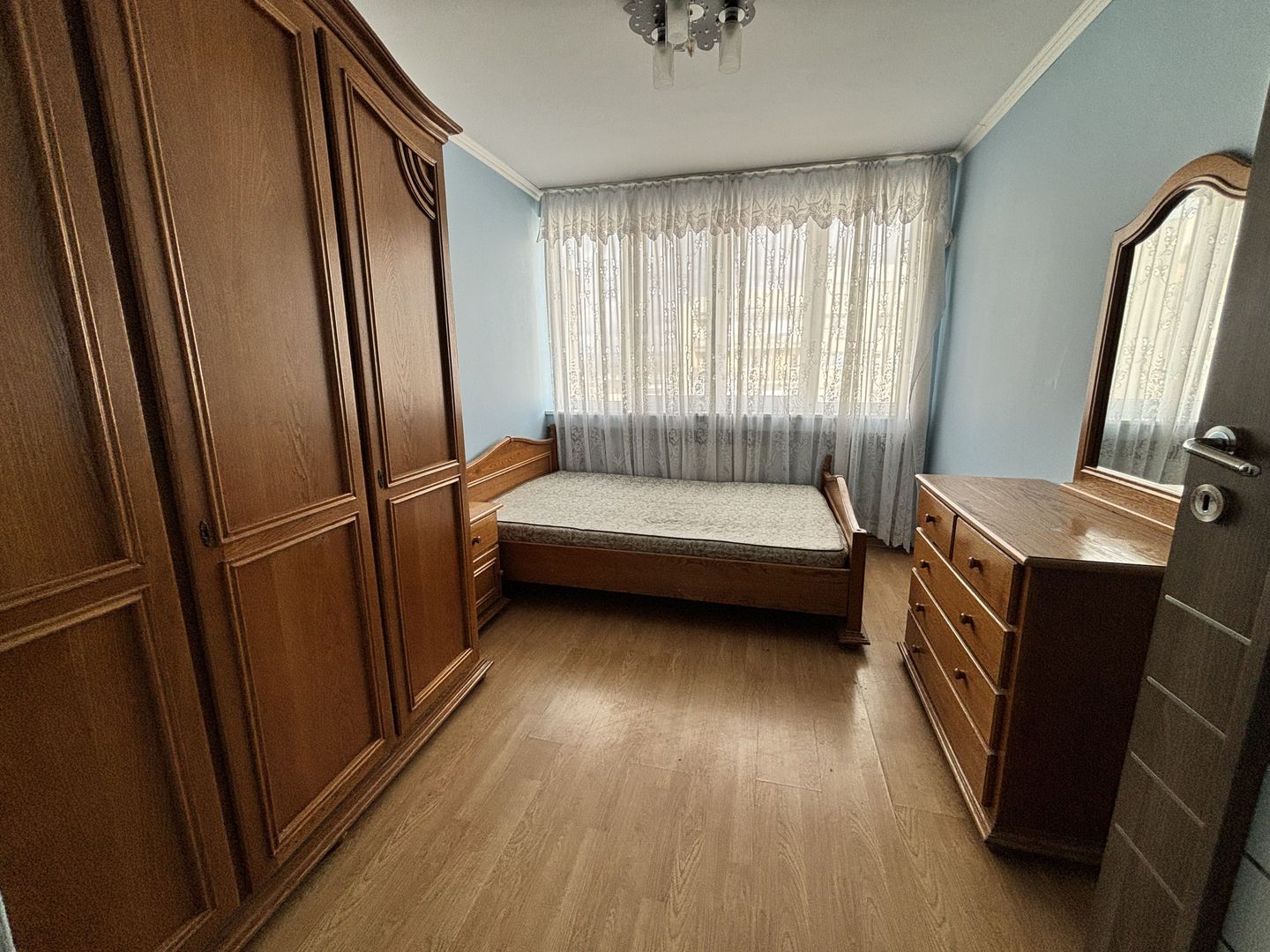 Apartament 3 camere decomandat 76 m² cu 2 băi - Poză 5