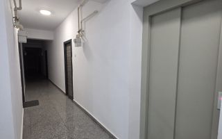 Garsoniera disponibila imediat boxa inclusa in pret - Poză 3