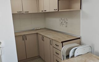 Apartament 4 camere decomandat, Nicolina, la bulevard, de inchiriat - Poză 8