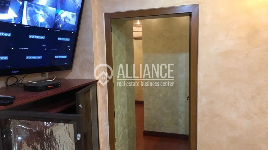 Faleza Nord - (Cod 12) - De inchiriat Apartament 5 Camere - Poză 9