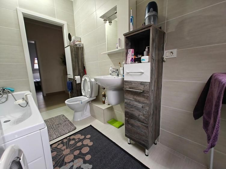 Apartament 2 camere, Dumbravita la intrare  etaj 2+ loc parcare - Poză 12