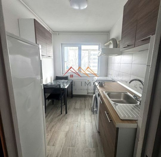 De inchiriat, apartament 2 camere, decomandat, zona ultracentrala - Poză 1