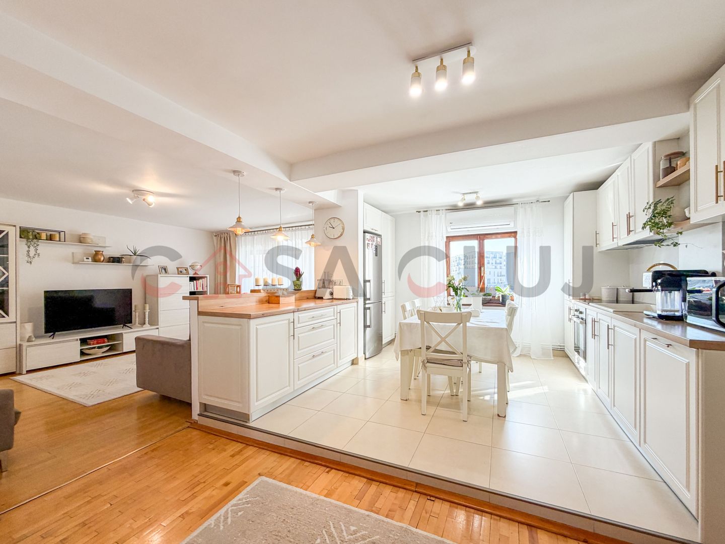 4 camere zona semicentrala, etaj intermediar, 100 mp utili! - Poză 3