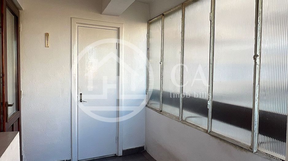 Apartament cu 4 camere de vanzare Ultracentral Oradea - Poză 22